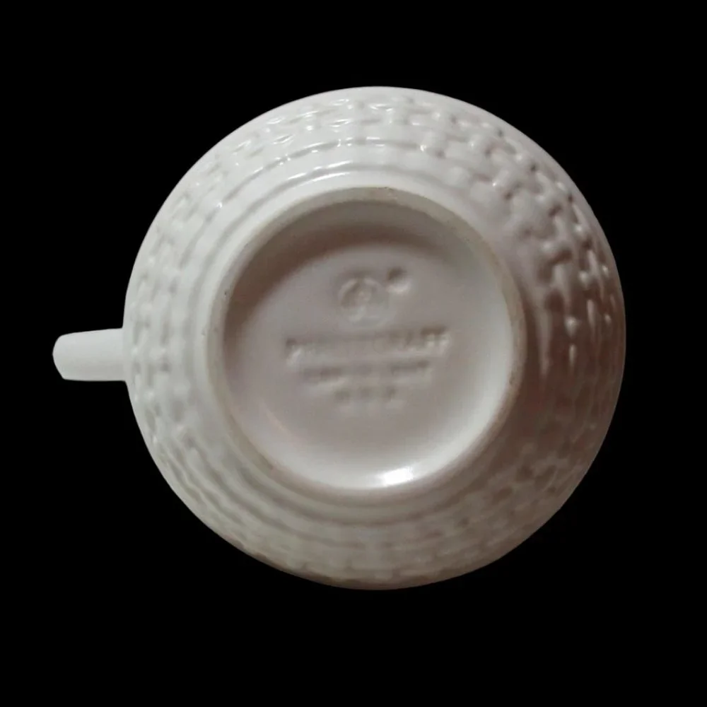 Vintage Pfaltzgraff Pitcher, Basket Weave Pattern - Picture 4 of 5